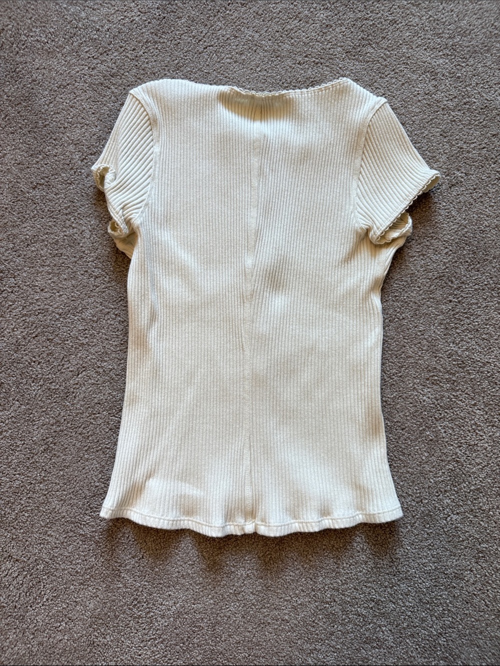 Ribbed Cream Button-Front Short Sleeve Top - Picture 3 of 3